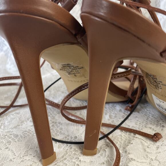 Express Women's Size 9 Tie-Up Gladiator Heeled Sandals whit tag see photos - Picture 10 of 10